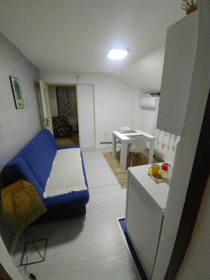 Apartment Dm *